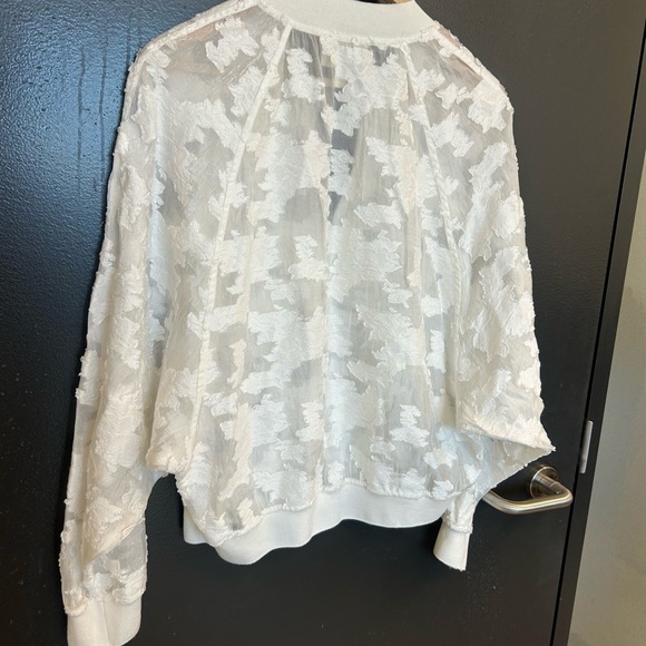 The Korner (Anthropologie) L White Lace Bomber Jacket EUC - Picture 8 of 15